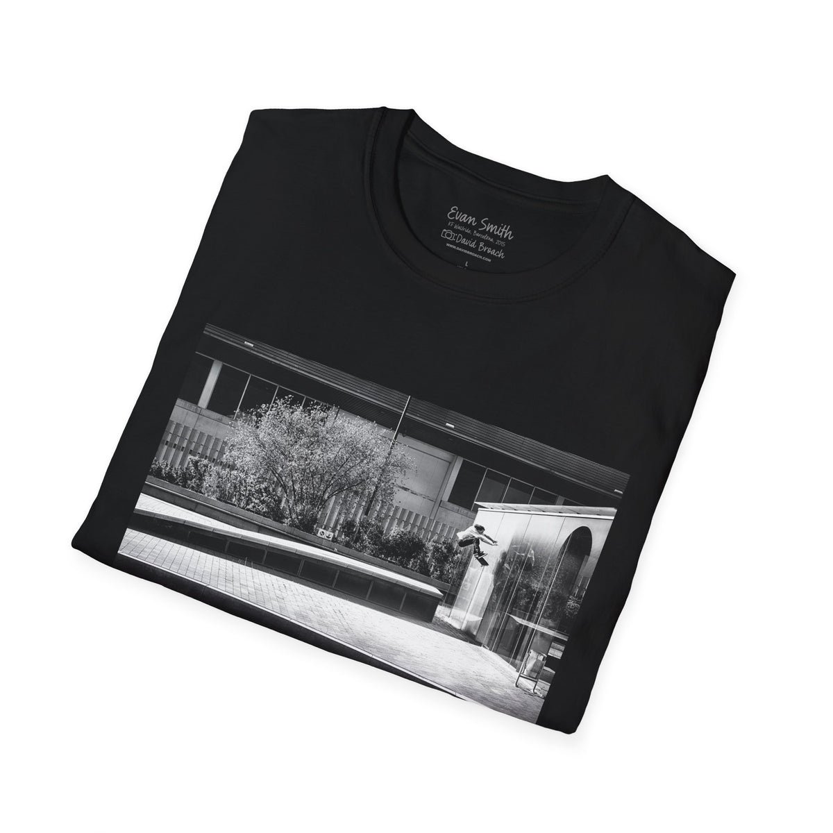 Evan Smith, kickflip wallride off glass building facade, Barcelona 2015, black and white — David Broach Photography skate t-shirt