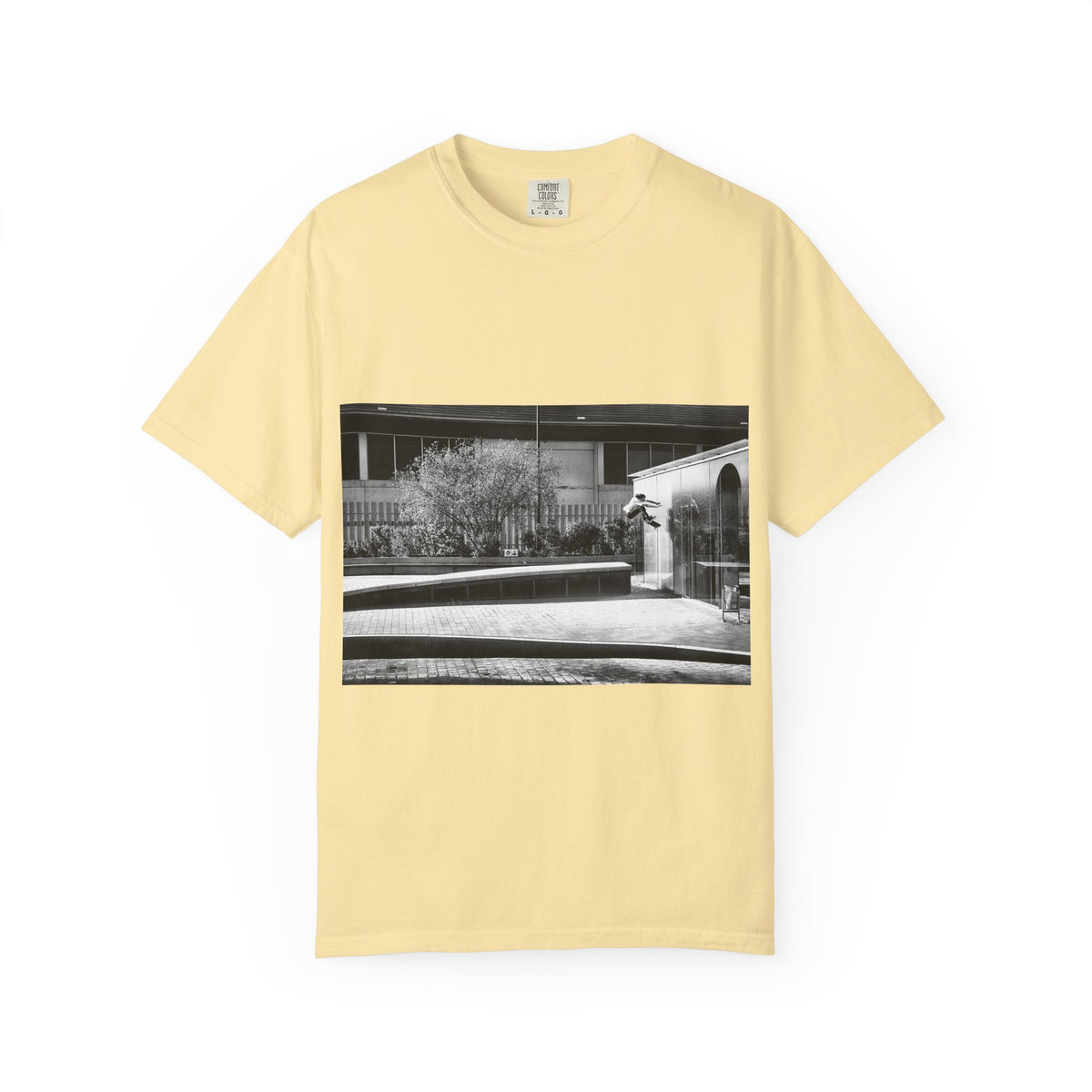 Evan Smith, Kickflip Wallride, Barcelona 2015 - Comfort Colors T-Shirt